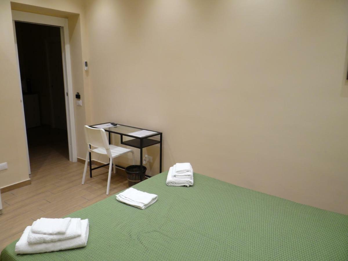Montecarlo Palace Bed and Breakfast Palermo Exterior foto